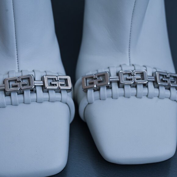 Givenchy White Lamb Leather Ankle Boots 90mm 9/39 - Picture 11 of 14